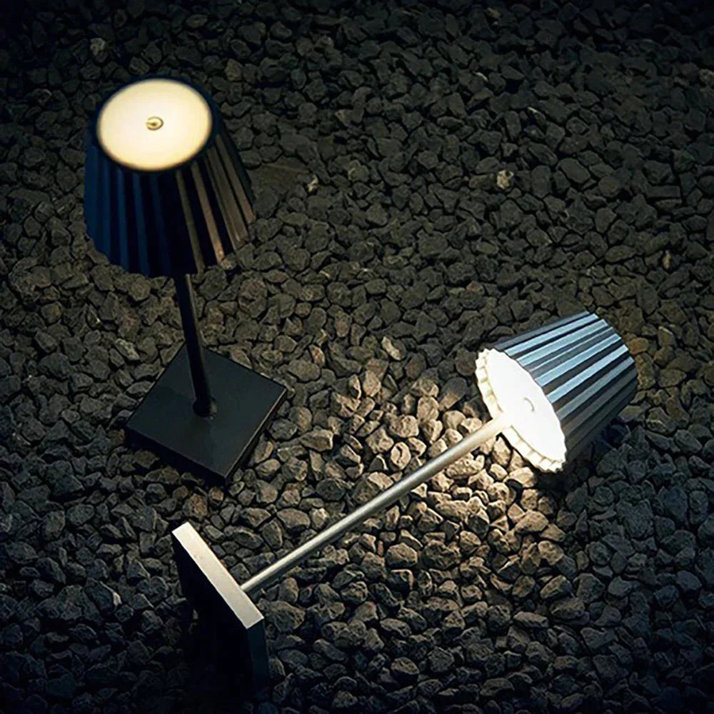 Illumine Kabellose Tischlampe