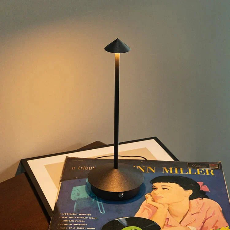 PointLight - Elegante Tischlampe - Tischlampe - Schwarz - Müller Mode